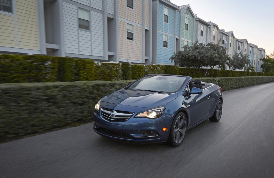  Buick Cascada Convertible 2016 года  (фото 9 из 40)